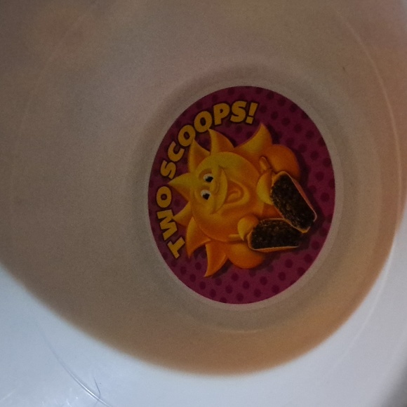 Kellog's Other - Kellog's Raisin Bran bowl cereal dishwasher and microwave safe good condition